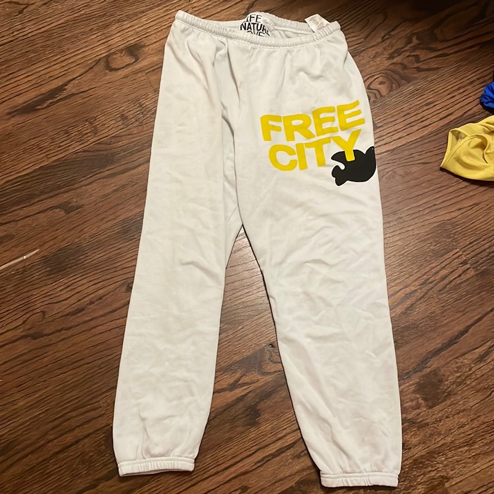 Free city sweatpants!!